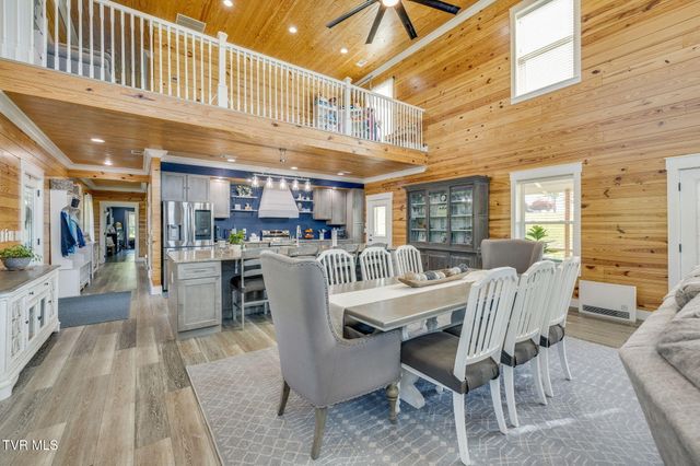 1600 Mary Lamons Road, Afton, TN 37616