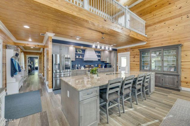 1600 Mary Lamons Road, Afton, TN 37616