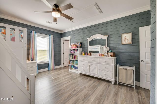 1600 Mary Lamons Road, Afton, TN 37616