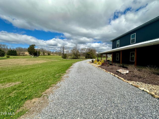 1600 Mary Lamons Road, Afton, TN 37616