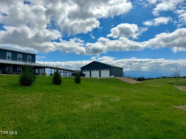 1600 Mary Lamons Road, Afton, TN 37616