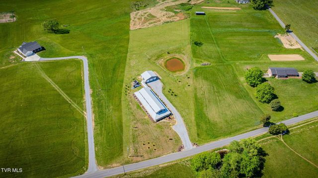 1600 Mary Lamons Road, Afton, TN 37616