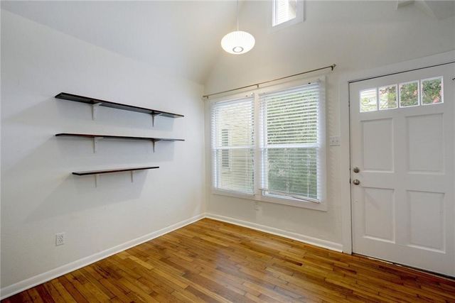 1110 W 22nd ST 13a, Austin, TX 78705