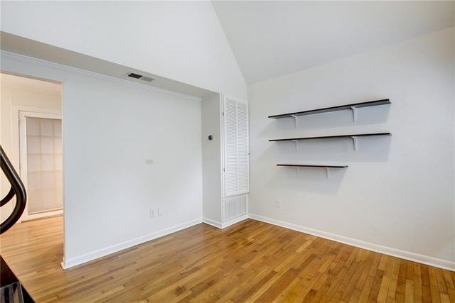 1110 W 22nd ST 13a, Austin, TX 78705