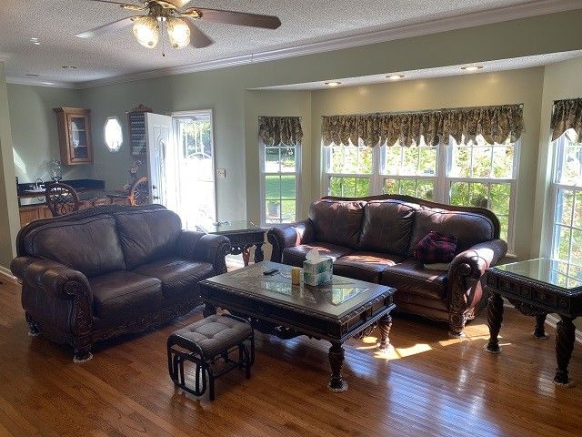 320 Eastern Shores Dr, Lexington, TN 38351