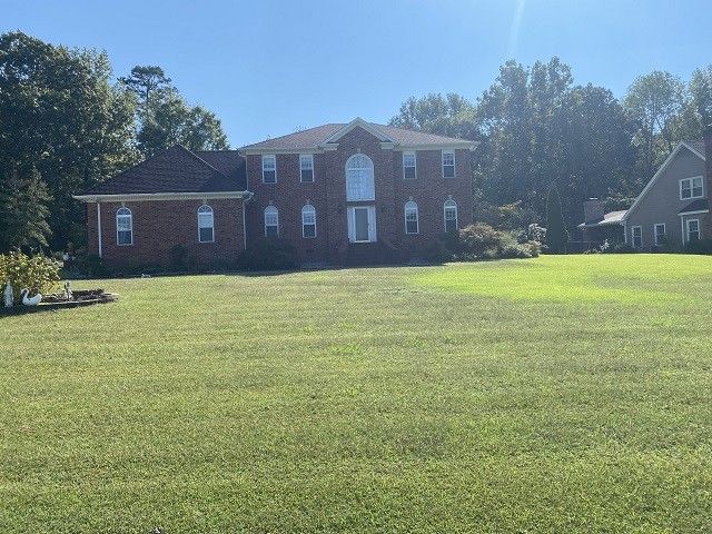 320 Eastern Shores Dr, Lexington, TN 38351