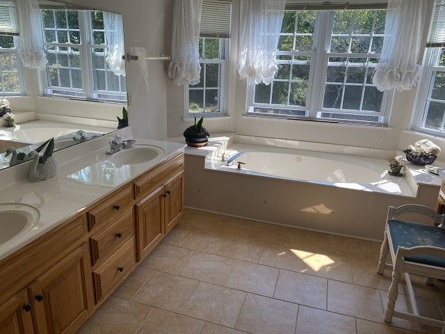 320 Eastern Shores Dr, Lexington, TN 38351