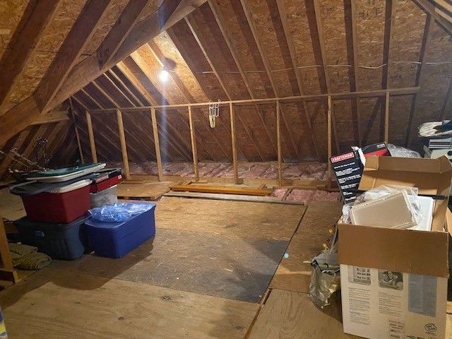 320 Eastern Shores Dr, Lexington, TN 38351