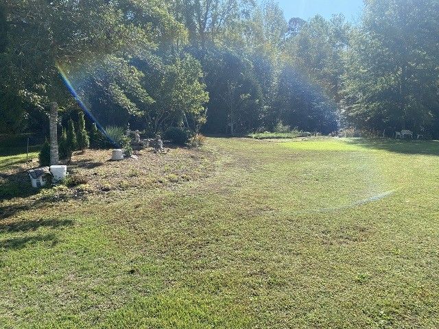 320 Eastern Shores Dr, Lexington, TN 38351