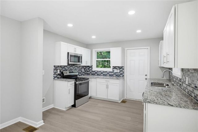 1815 Venetian Drive SW, Atlanta, GA 30311