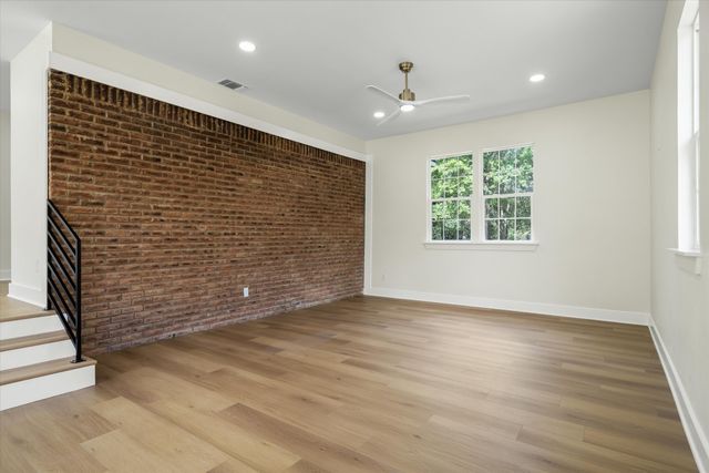 229 E Nevada, Van, TX 75790