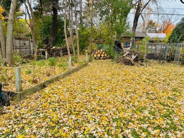 2597 Southlawn Drive, Maplewood, MN 55109