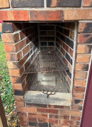 2597 Southlawn Drive, Maplewood, MN 55109