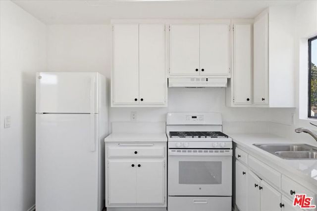 2513 190Th Street A, Redondo Beach, CA 90278