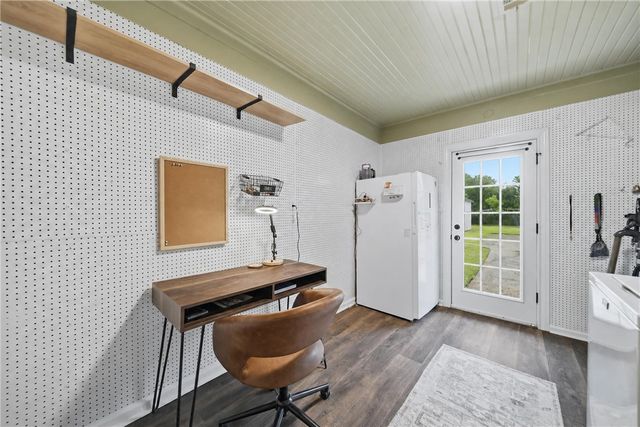 1515 Ursuline Avenue, Bryan, TX 77803