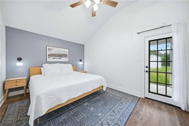 1515 Ursuline Avenue, Bryan, TX 77803