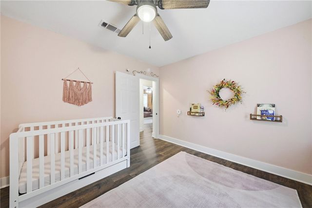 1515 Ursuline Avenue, Bryan, TX 77803