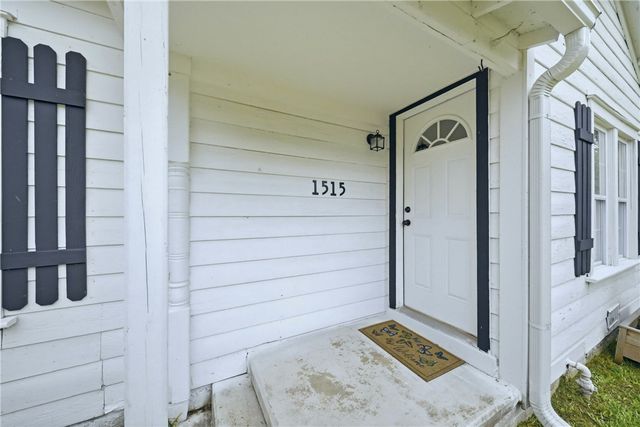 1515 Ursuline Avenue, Bryan, TX 77803