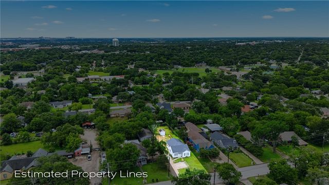 1515 Ursuline Avenue, Bryan, TX 77803