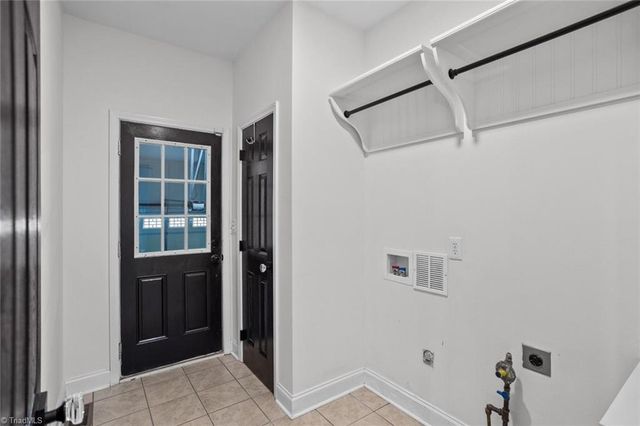 220 Drake Lane, Lexington, NC 27295