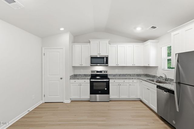 90 Everglade Way, Angier, NC 27501