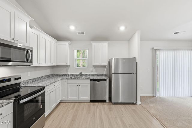90 Everglade Way, Angier, NC 27501