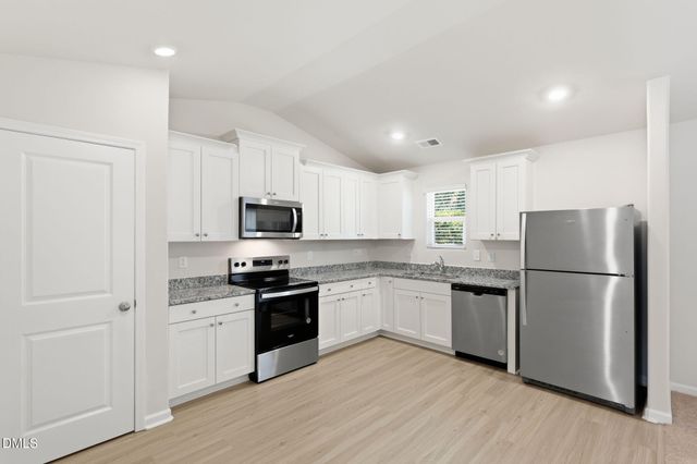 90 Everglade Way, Angier, NC 27501