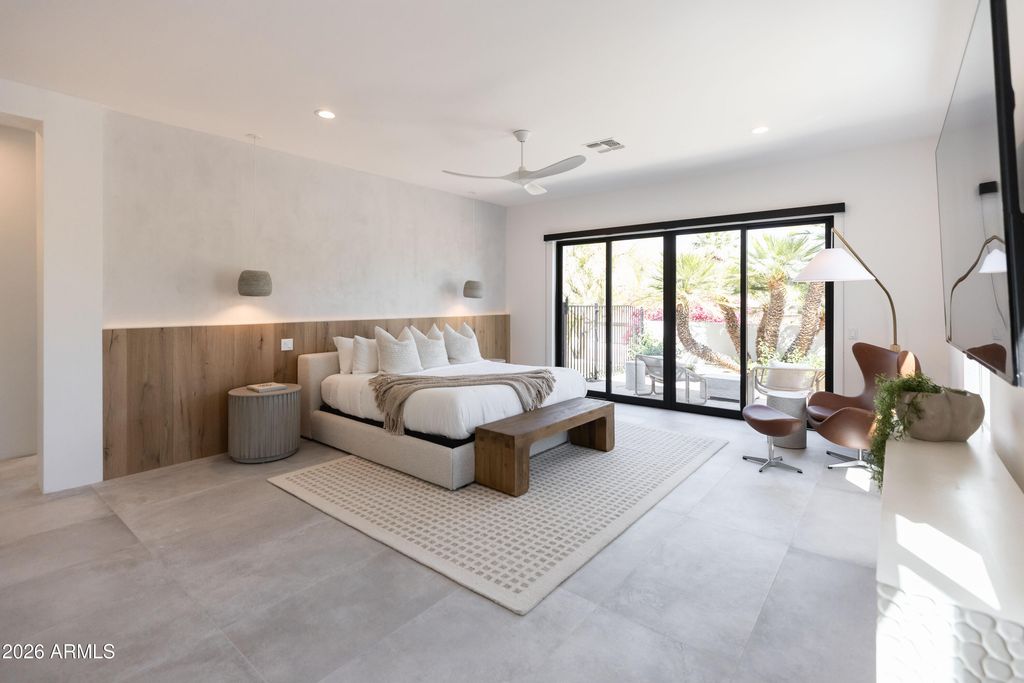 Image 11 of property listing at 4708 E DESERT PARK Place, Paradise Valley, AZ 85253