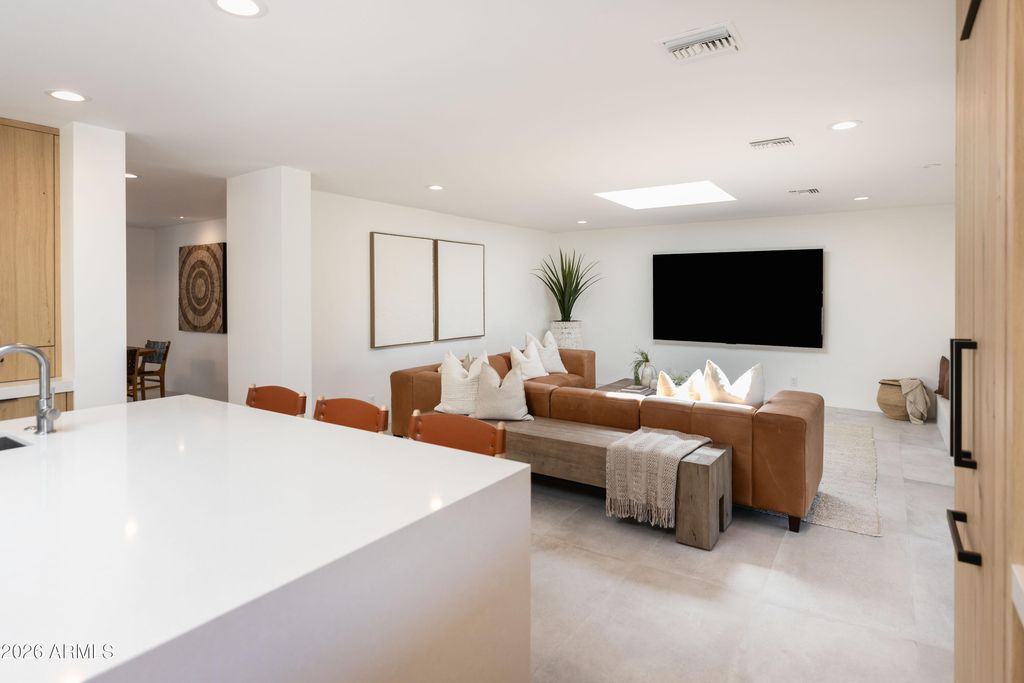 Image 23 of property listing at 4708 E DESERT PARK Place, Paradise Valley, AZ 85253