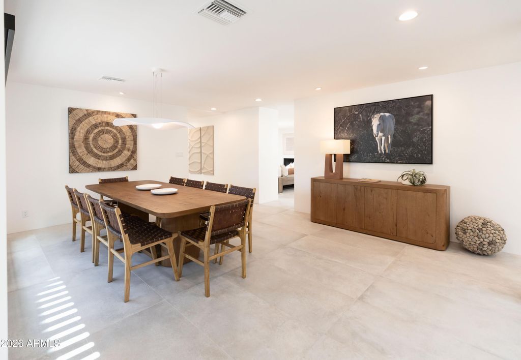 Image 27 of property listing at 4708 E DESERT PARK Place, Paradise Valley, AZ 85253