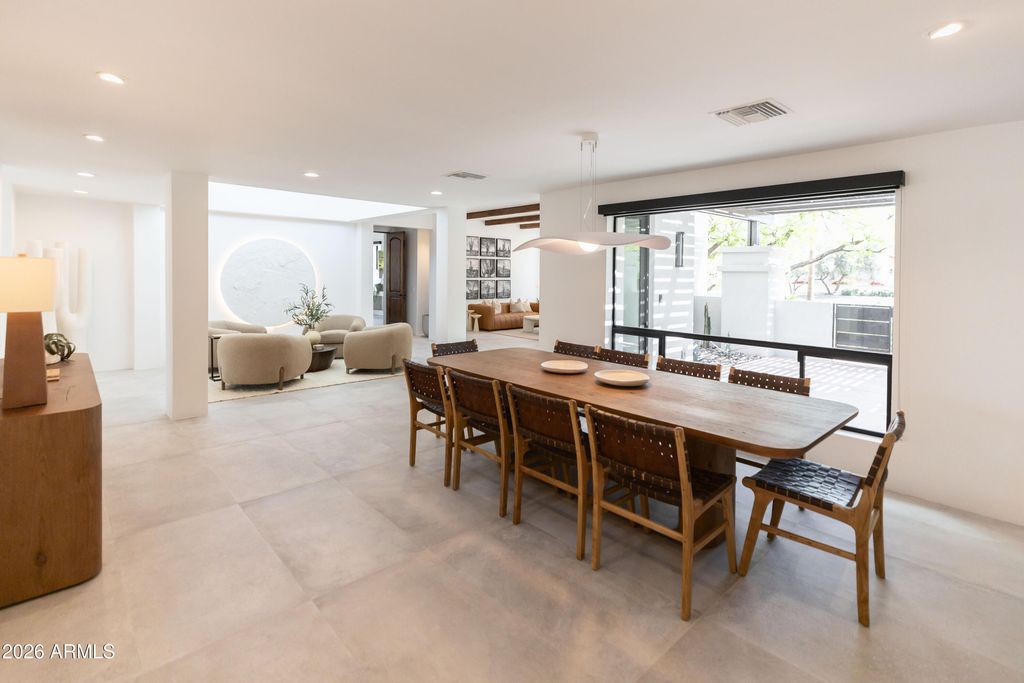 Image 28 of property listing at 4708 E DESERT PARK Place, Paradise Valley, AZ 85253