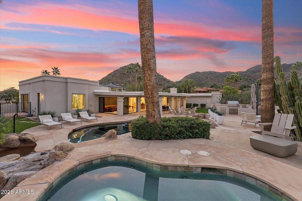 Image 47 of property listing at 4708 E DESERT PARK Place, Paradise Valley, AZ 85253