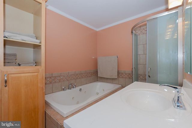 6414 KENWOOD, Rosedale, MD 21237