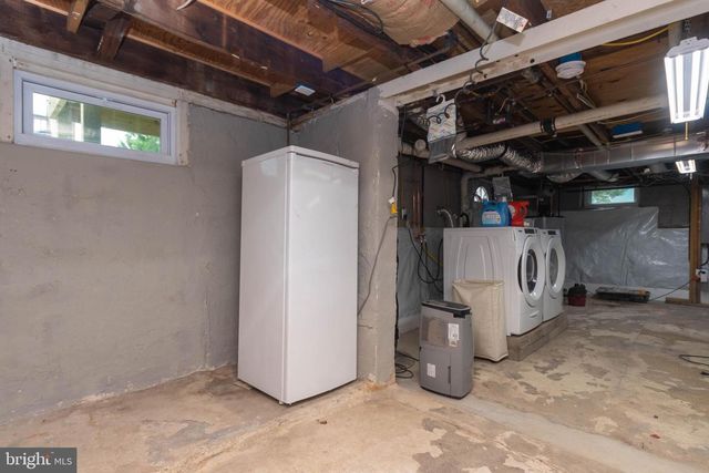 6414 KENWOOD, Rosedale, MD 21237