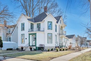 303 E Prospect Avenue, Ottawa, IL 61350