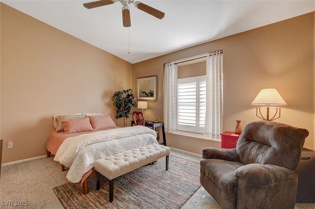 4940 Black Bear Road 202, Las Vegas, NV 89149