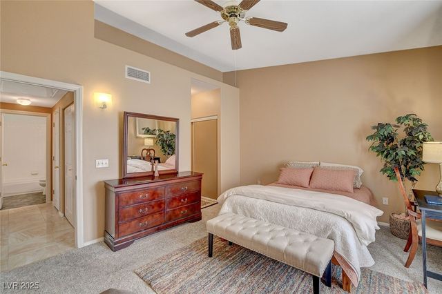 4940 Black Bear Road 202, Las Vegas, NV 89149