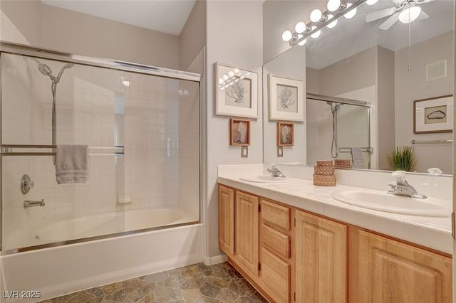 4940 Black Bear Road 202, Las Vegas, NV 89149