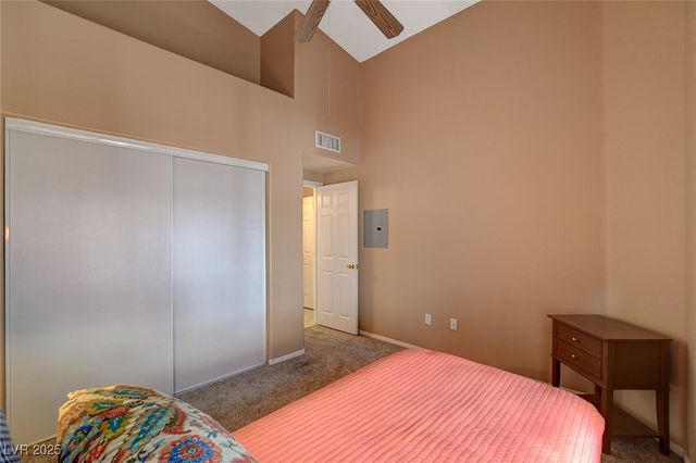 4940 Black Bear Road 202, Las Vegas, NV 89149