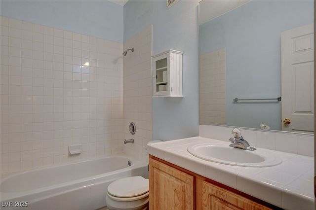 4940 Black Bear Road 202, Las Vegas, NV 89149