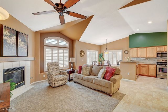 4940 Black Bear Road 202, Las Vegas, NV 89149