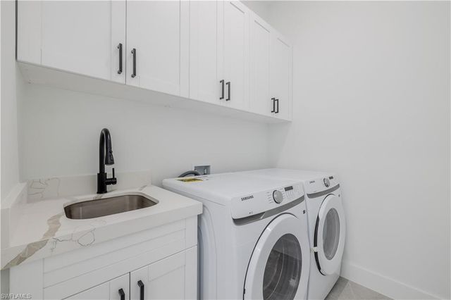 3303 24 ST SW, Lehigh Acres, FL 33976