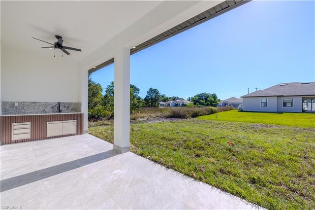 3303 24 ST SW, Lehigh Acres, FL 33976