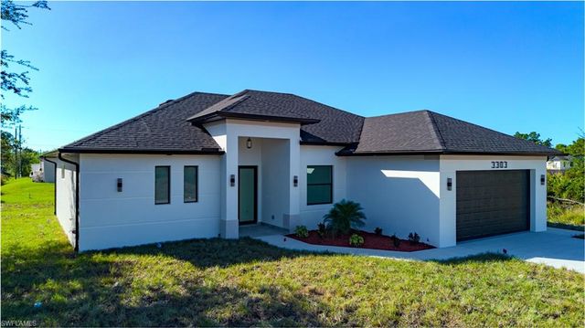 3303 24 ST SW, Lehigh Acres, FL 33976