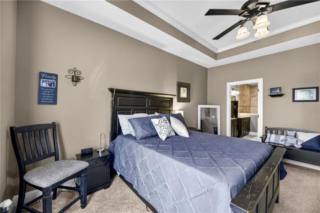 25250 W 141ST Terrace, Olathe, KS 66061