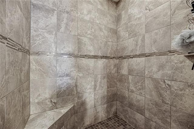 25250 W 141ST Terrace, Olathe, KS 66061