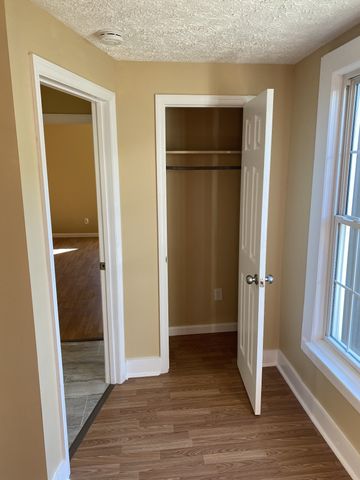 201 E McLean St, Manchester, TN 37355
