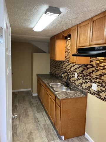 201 E McLean St, Manchester, TN 37355