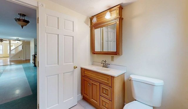 8 Crown Street, Worcester, MA 01609