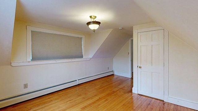 8 Crown Street, Worcester, MA 01609